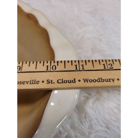 Pampered Chef Vanilla Stoneware Scalloped Pie Plate - Picture 6 of 6